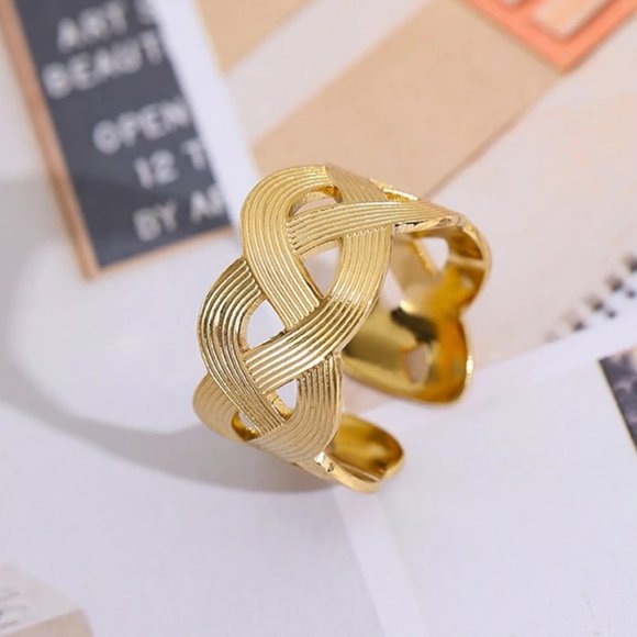 New 18K Gold Plated Braided Resizable Ring - Picture 3 of 7